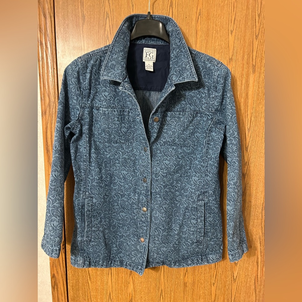 Vintage Women’s Field Gear Denim Floral Printed Button Down Workwear Shirt